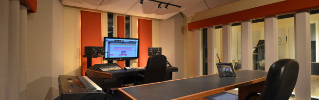 Custom Designed Studio: The Grip II