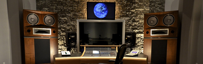 Custom Designed Studio: The Grip II